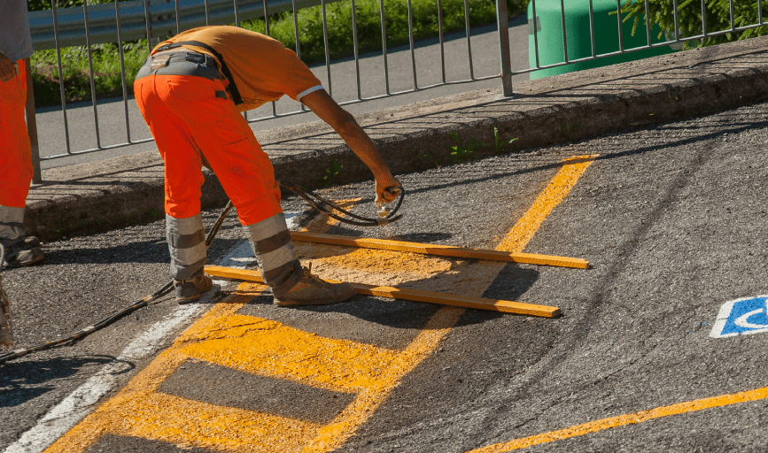 H & j Striping